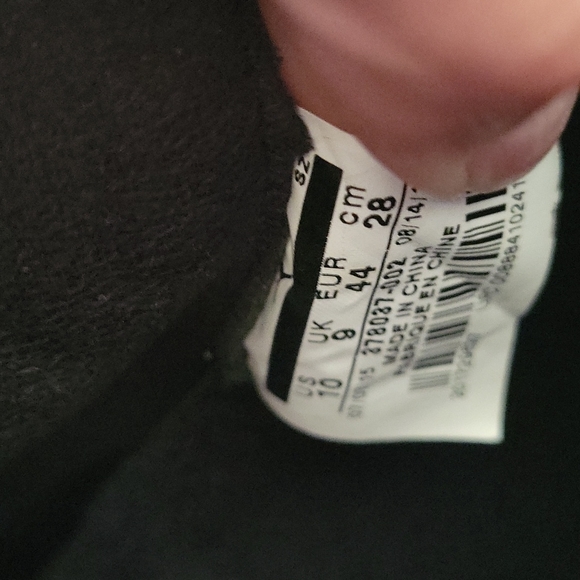 Nike Air Jordan 11 Retro 72-10 - Picture 11 of 13